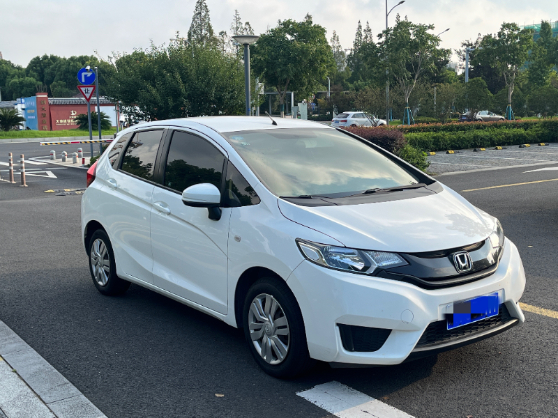 本田飞度 2014款 1.5L 自动 5门5座两厢车 舒适版 价格0万 