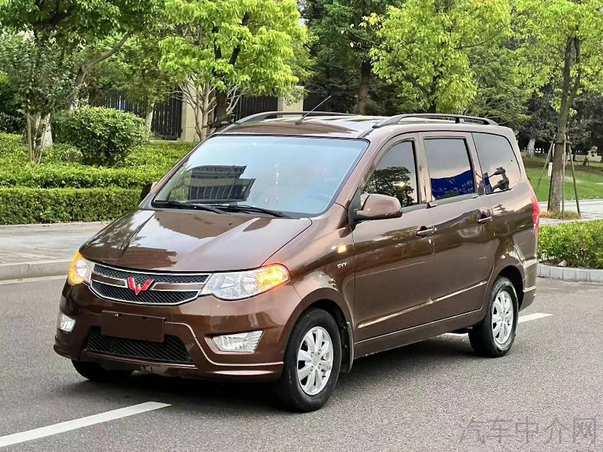 五菱宏光S3 2018款 1.5L 手动 后驱 舒适型 价格0万