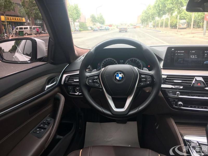 宝马5系 530Li 2019款 2.0T 自动 汽油 xDrive豪华套装改款 (国Ⅵ) 