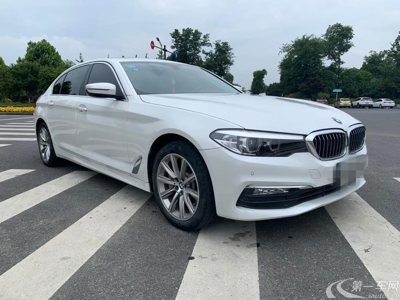 宝马5系 528Li 2018款 2.0T 自动 汽油 上市特别版 (国Ⅴ) 