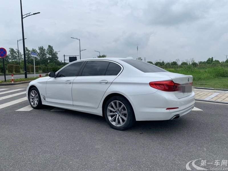 宝马5系 528Li 2018款 2.0T 自动 汽油 上市特别版 (国Ⅴ) 