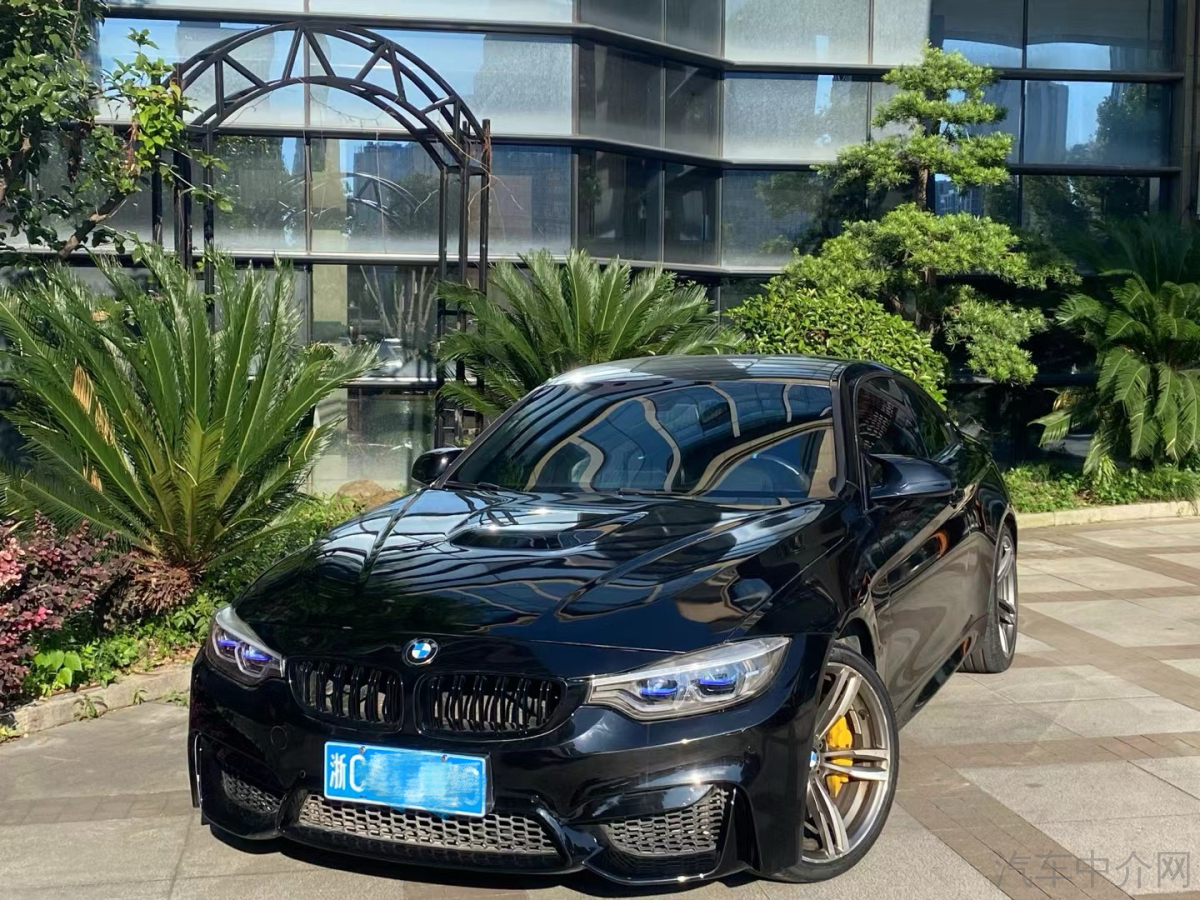 宝马M4 [进口] 2019款 3.0T 自动 猎影版价格0万