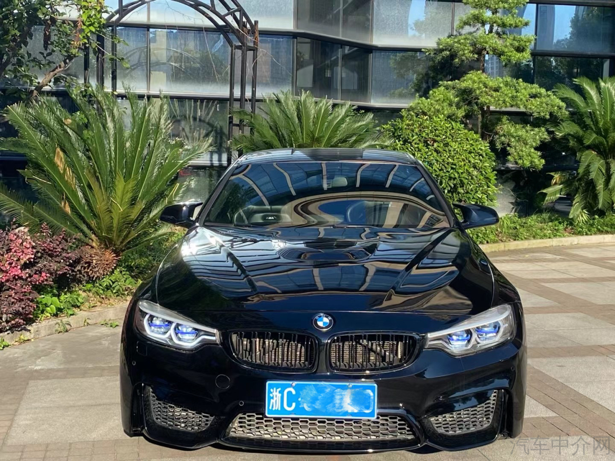 宝马M4 [进口] 2019款 3.0T 自动 猎影版价格0万 