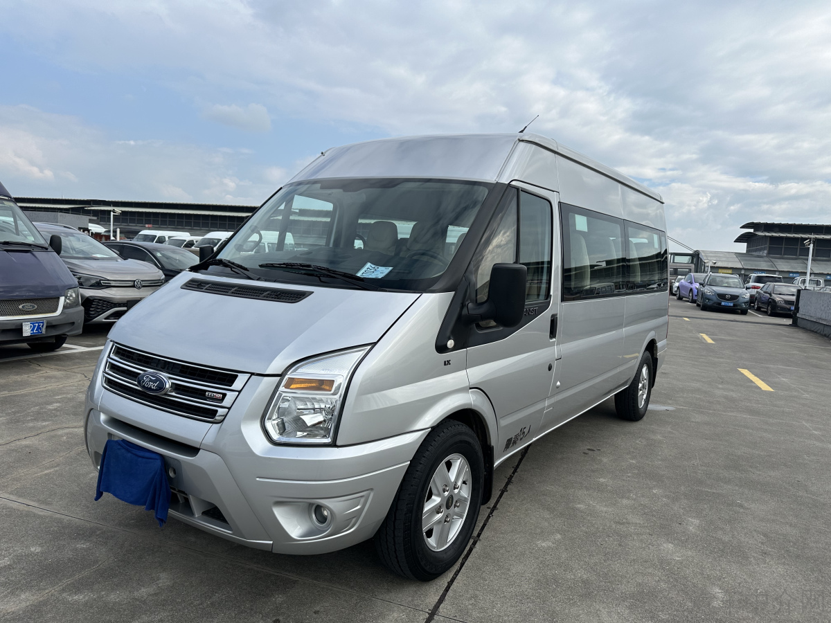 福特全顺 2019款 2.2T 手动 长轴中顶豪华型 价格0万
