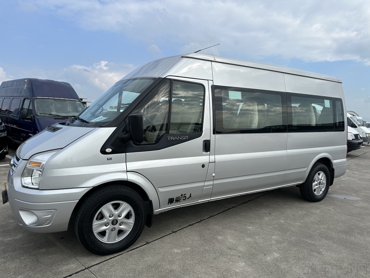 福特全顺 2019款 2.2T 手动 长轴中顶豪华型 价格0万 