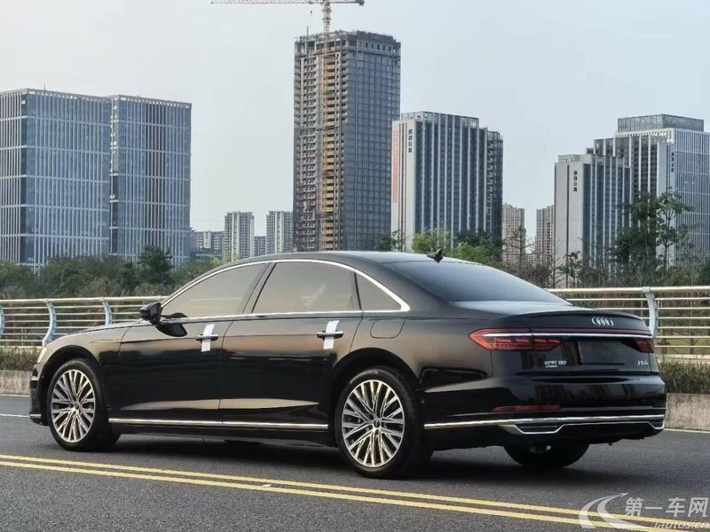 奥迪A8L 50 [进口] 2021款 3.0T 自动 汽油 豪华型 