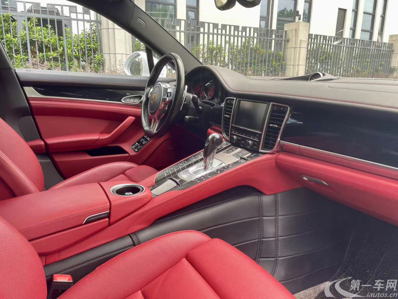 保时捷Panamera 4 2016款 3.0T 自动 四驱 