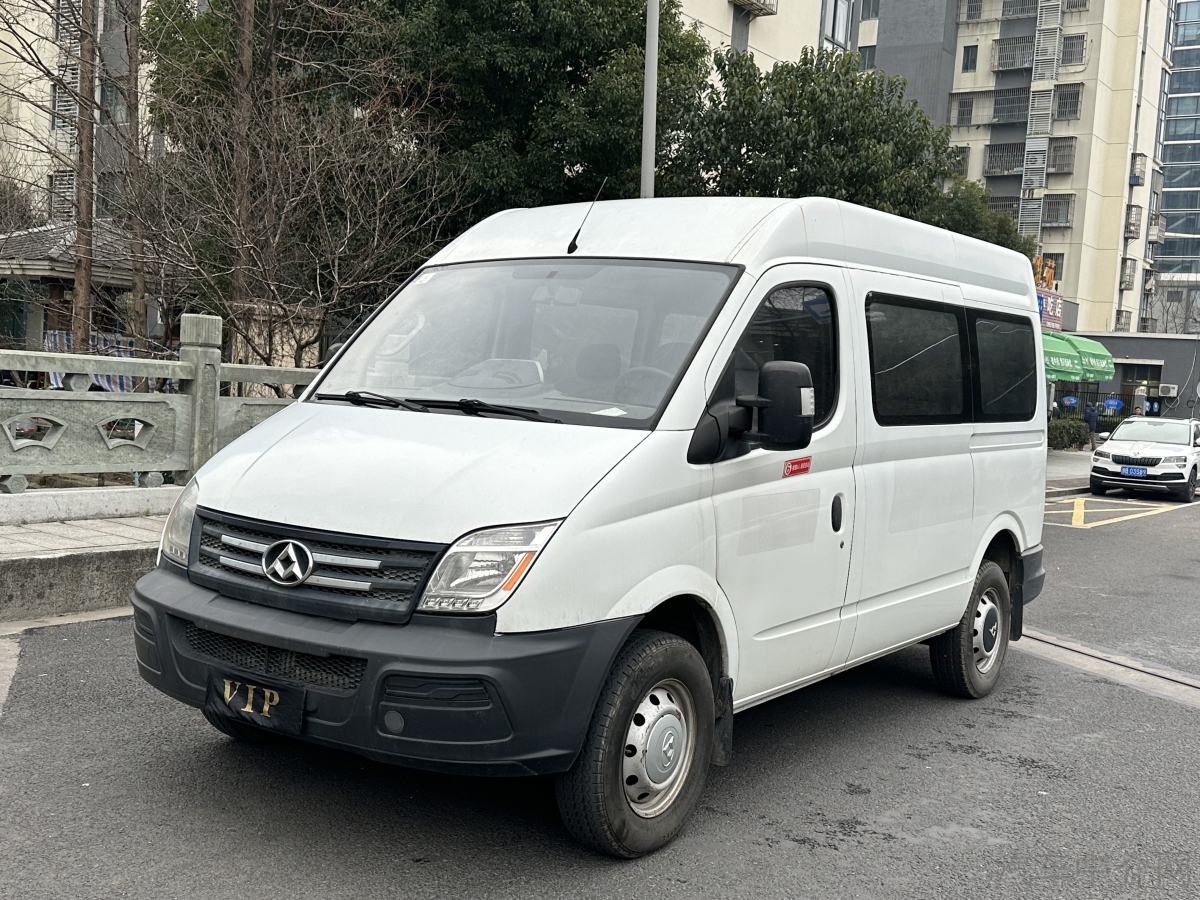 MAXUS迈克萨斯V80 2017款 2.5T 手动 傲运通短轴中顶 价格0万