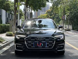 奥迪A6L 45TFSI 2.0T 自动 臻选动感型 