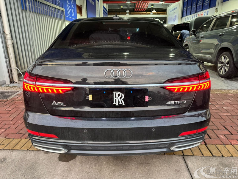 奥迪A6L 45TFSI 2021款 2.0T 自动 臻选致雅型 (国Ⅵ) 