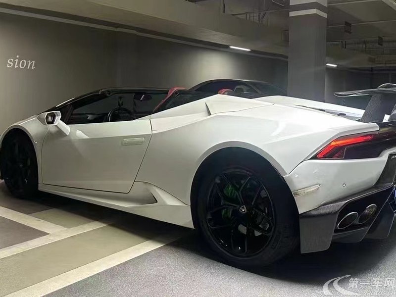 兰博基尼Huracan [进口] 2017款 5.2L 自动 LP580-2 RWD Spyder 