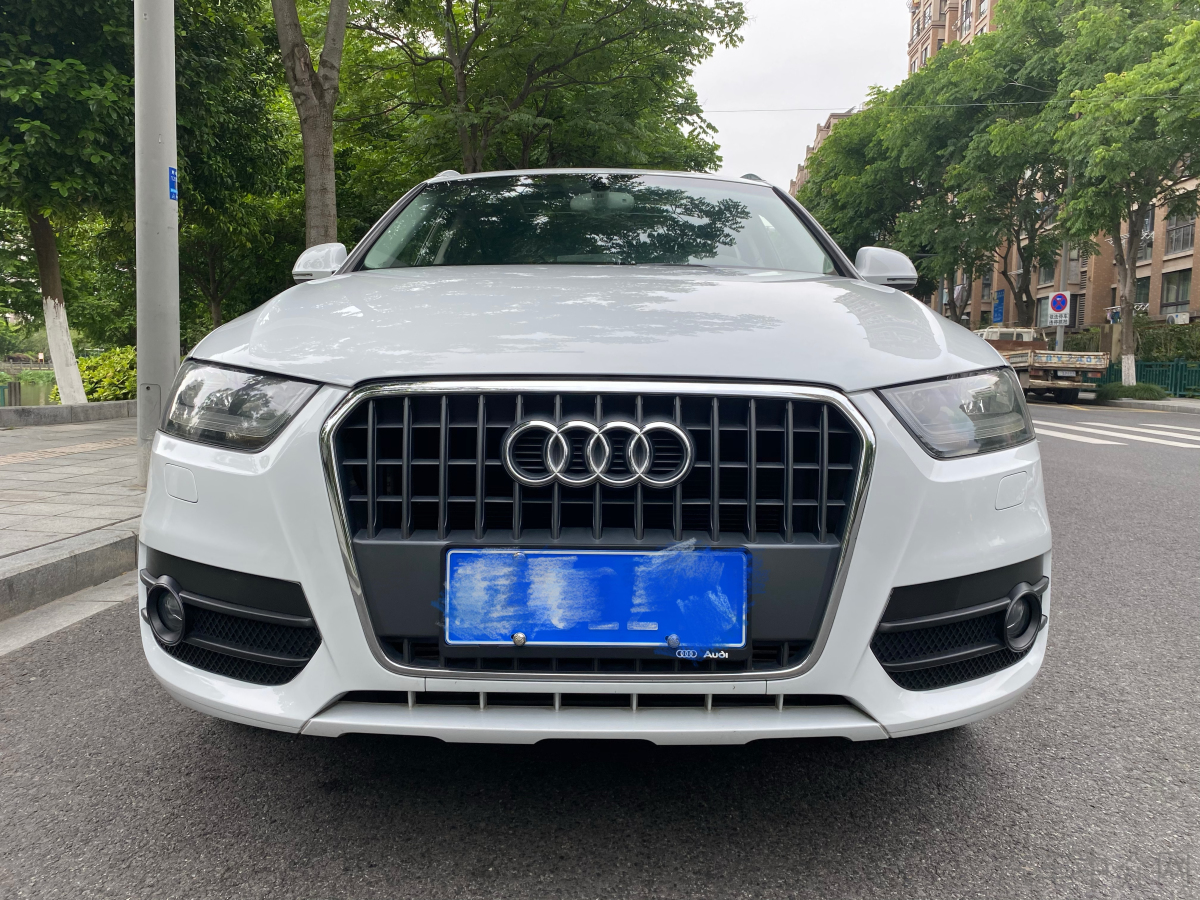 奥迪Q3 35TFSI 2013款 2.0T 自动 前驱 进取型 价格0万 