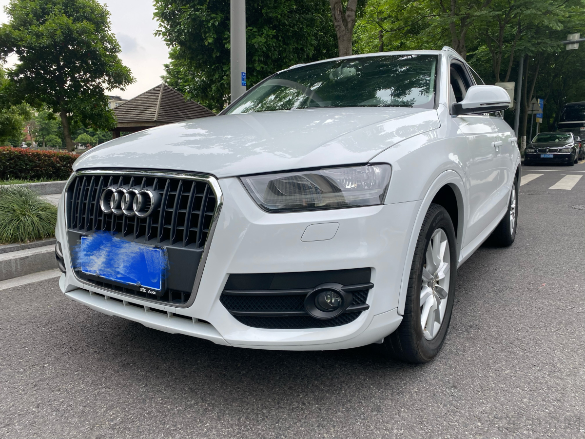奥迪Q3 35TFSI 2013款 2.0T 自动 前驱 进取型 价格0万