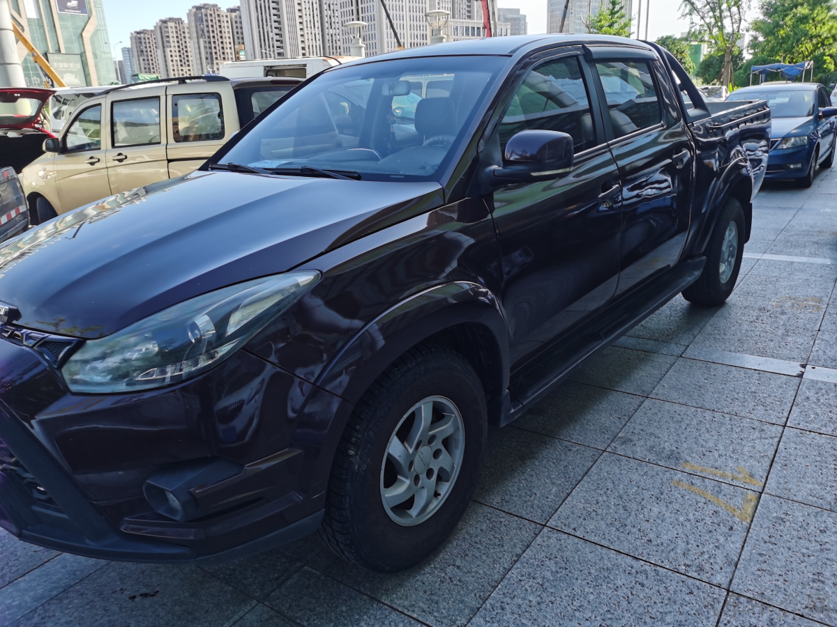 江铃域虎 2019款 2.0T 手动 柴油 进取版长轴 价格0万