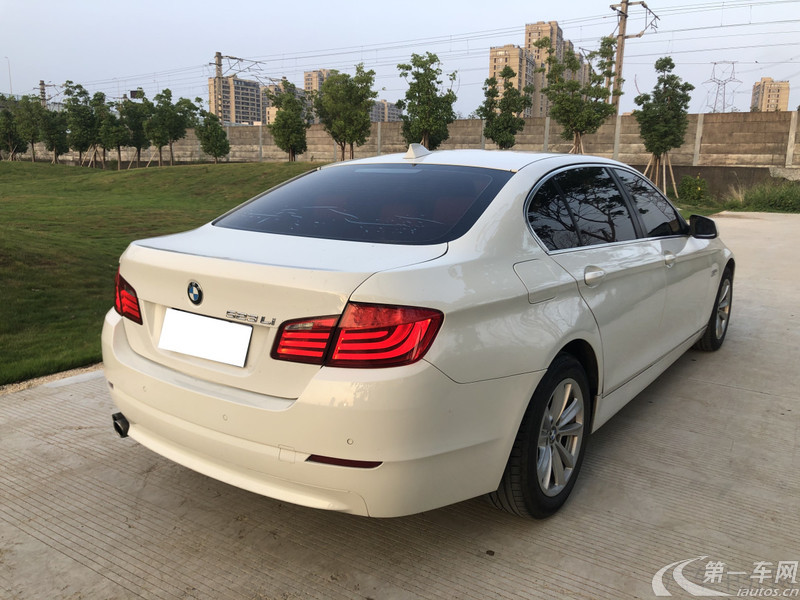 宝马5系 523Li 2011款 2.5L 自动 汽油 领先型 (国Ⅳ) 