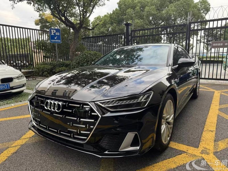 奥迪A7L 45TFSI 2022款 2.0T 自动 S-line筑梦未来版 (国Ⅵ) 