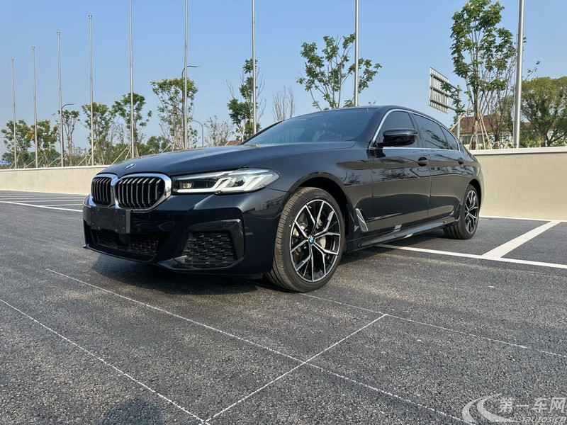 【潍坊二手宝马5系】宝马5系 530Li 2021款 2.0T 自动 汽油 行政型豪华套装