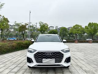 奥迪Q5L 45TFSI 2.0T 自动 改款豪华动感型 