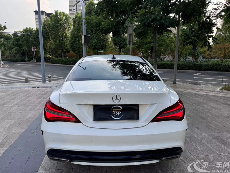 奔驰CLA级 CLA200 [进口] 2017款 1.6T 自动 汽油 动感型 