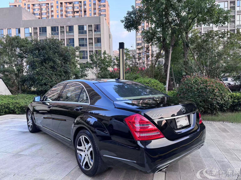 奔驰S级 S600 [进口] 2010款 5.5T 自动 汽油 加长版 