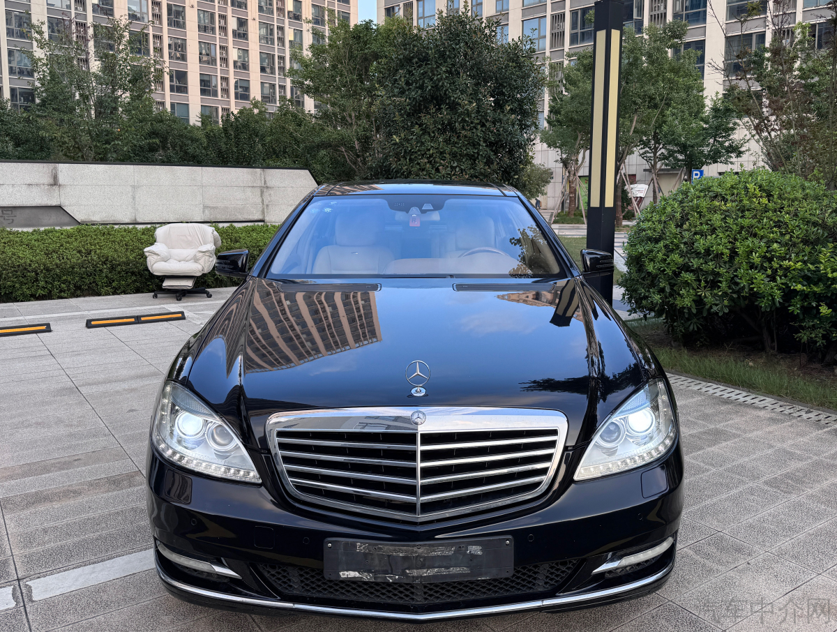 奔驰S级 S600 [进口] 2010款 5.5T 自动 汽油 加长版价格0万 