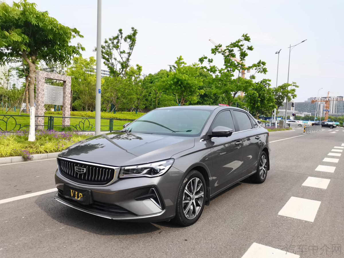 吉利帝豪L HiP 雷神 2022款 1.5T 自动 Super净 价格0万