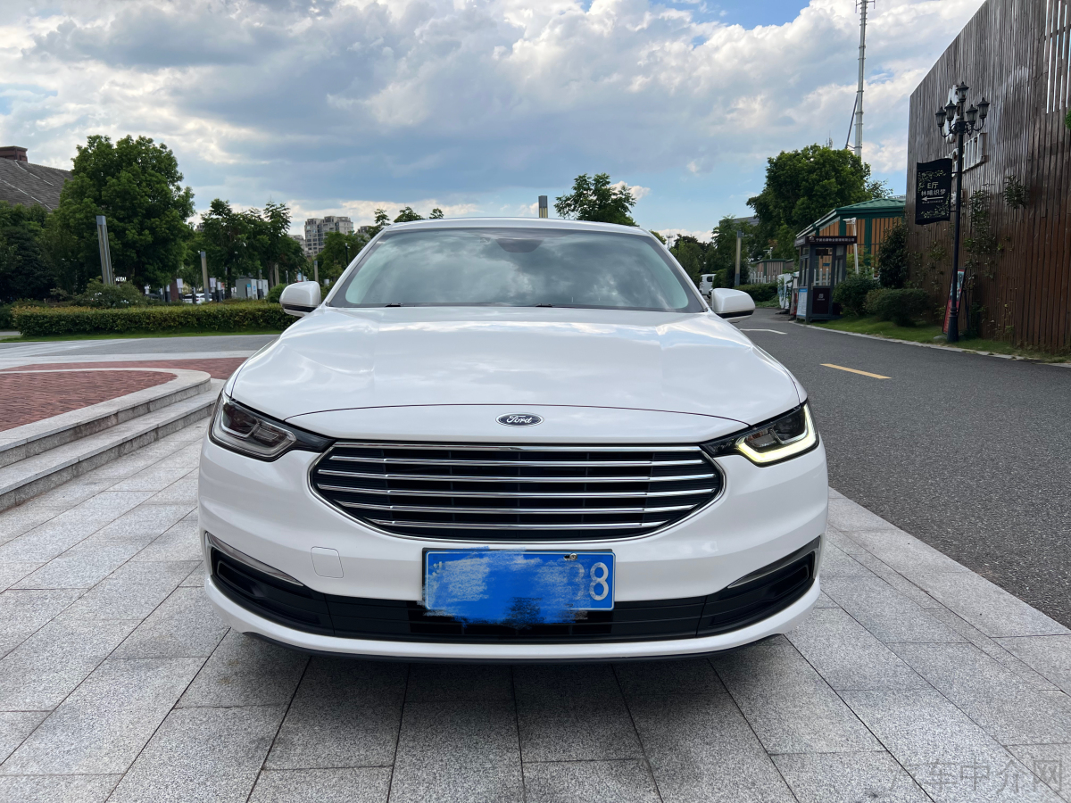 福特金牛座 2019款 2.0T 自动 悦享版 价格0万 