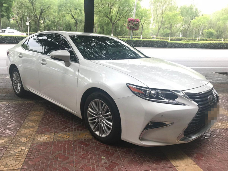 雷克萨斯ES 200 [进口] 2016款 2.0L 自动 Midnight特别限量版价格0万 