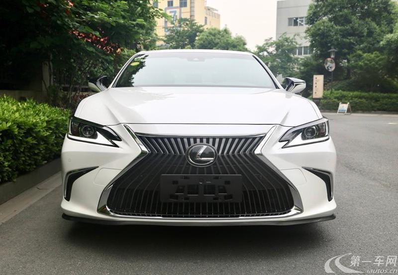 雷克萨斯ES 200 [进口] 2018款 2.0L 自动 卓越版 (国Ⅵ) 