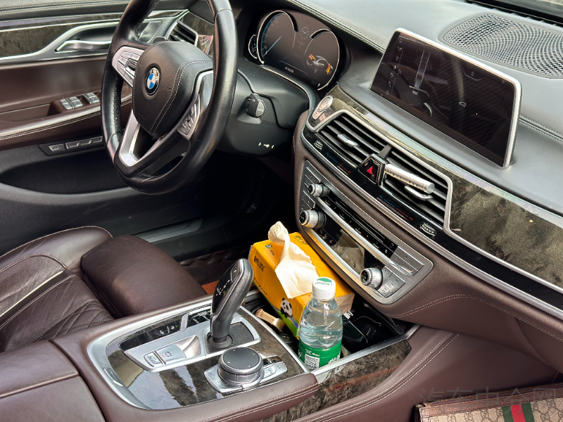 宝马7系 740Li [进口] 2017款 3.0T 自动 汽油 豪华型价格0万 
