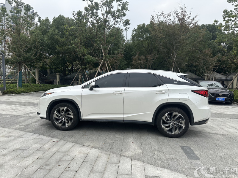 雷克萨斯RX 300 [进口] 2017款 2.0T 自动 四驱 豪华版 