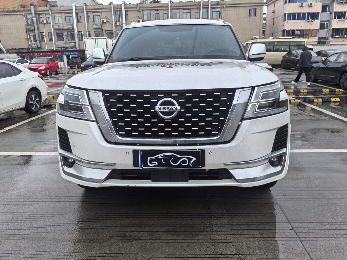 日产途乐 [进口] 2019款 4.0L 自动 四驱 XE中东规平行进口价格0万 