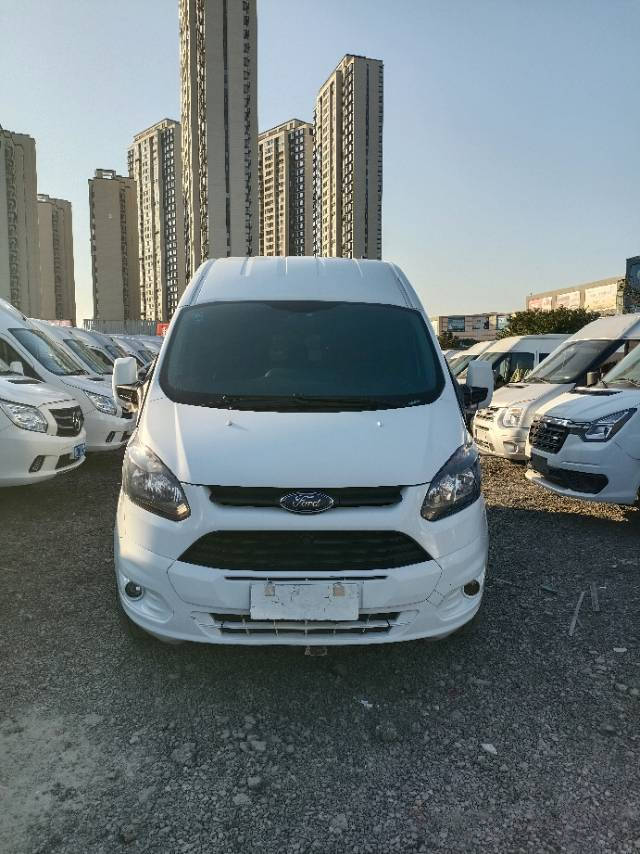 福特全顺 2019款 2.0T 手动 商旅型中轴中顶 价格0万 