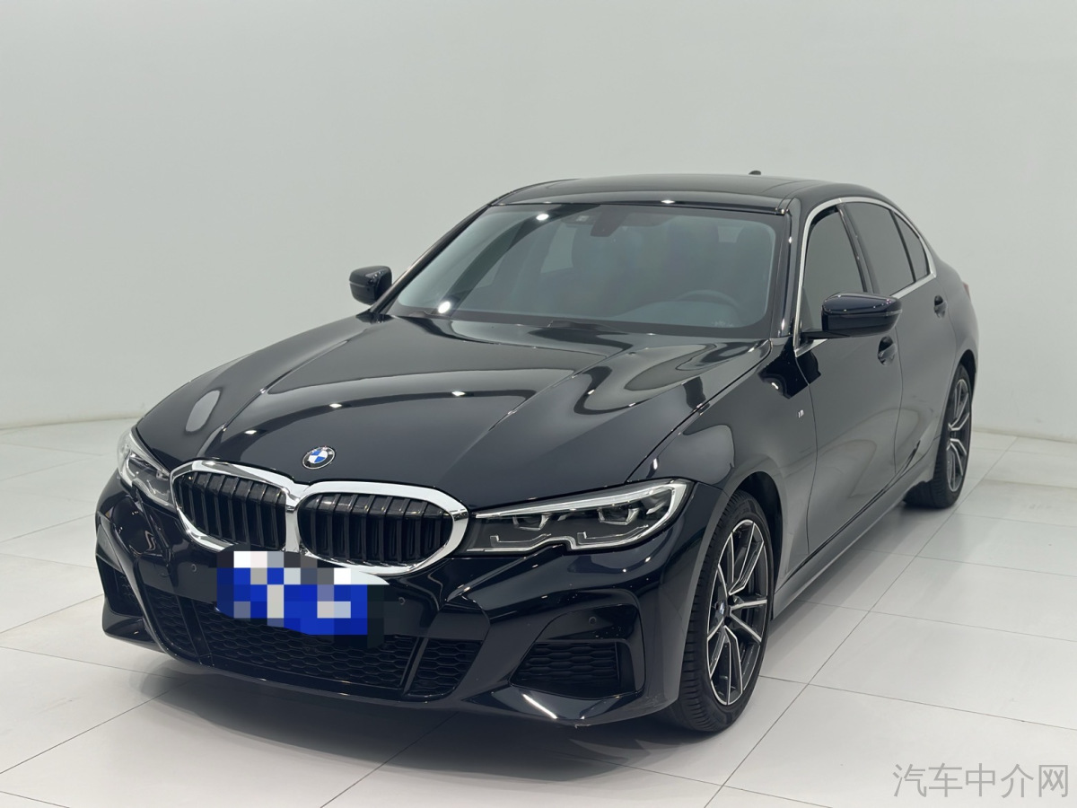 宝马3系 320i 2022款 2.0T 自动 汽油 改款运动套装 价格0万