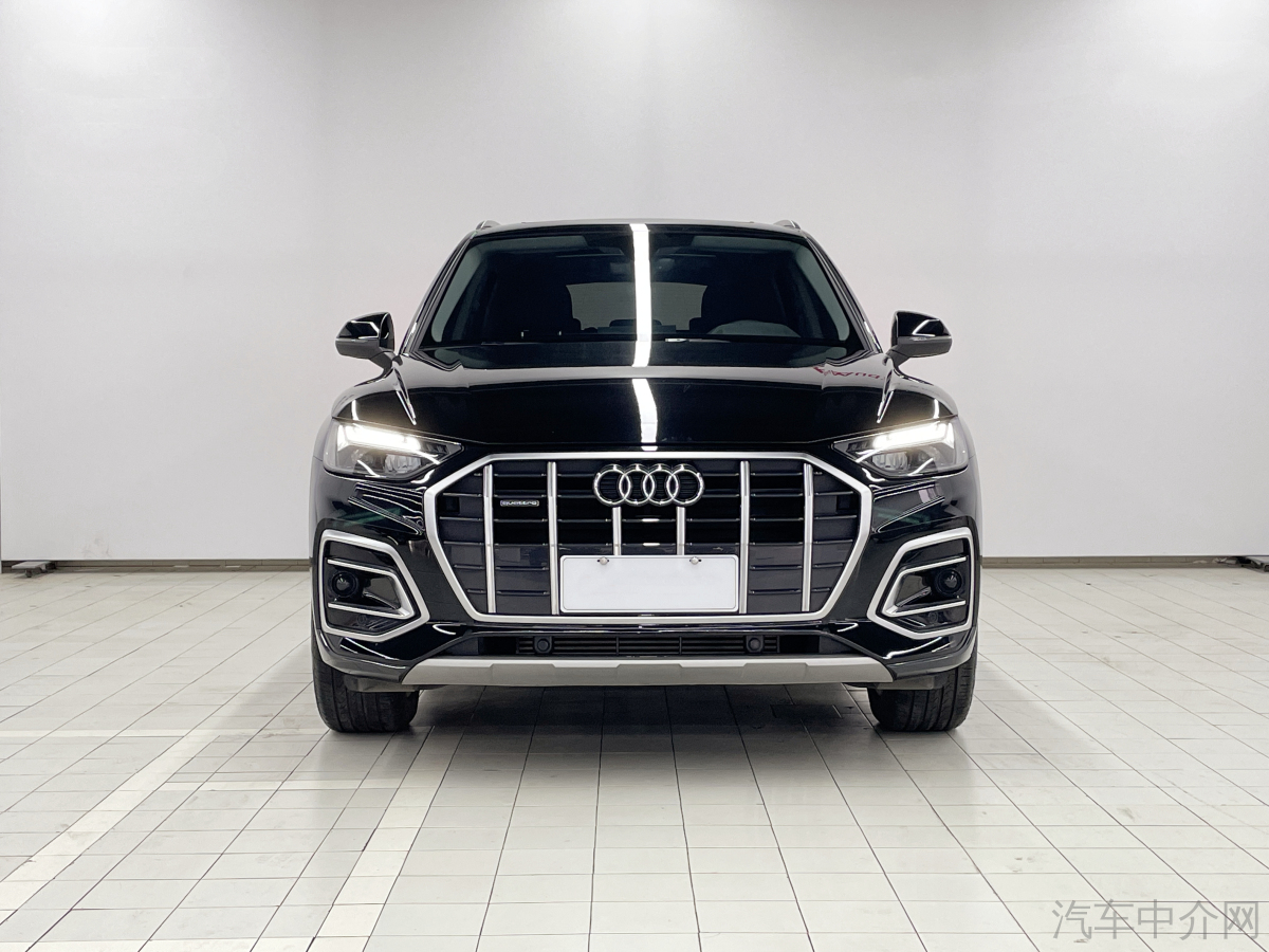 奥迪Q5L 40TFSI 2024款 2.0T 自动 豪华致雅型 价格0万