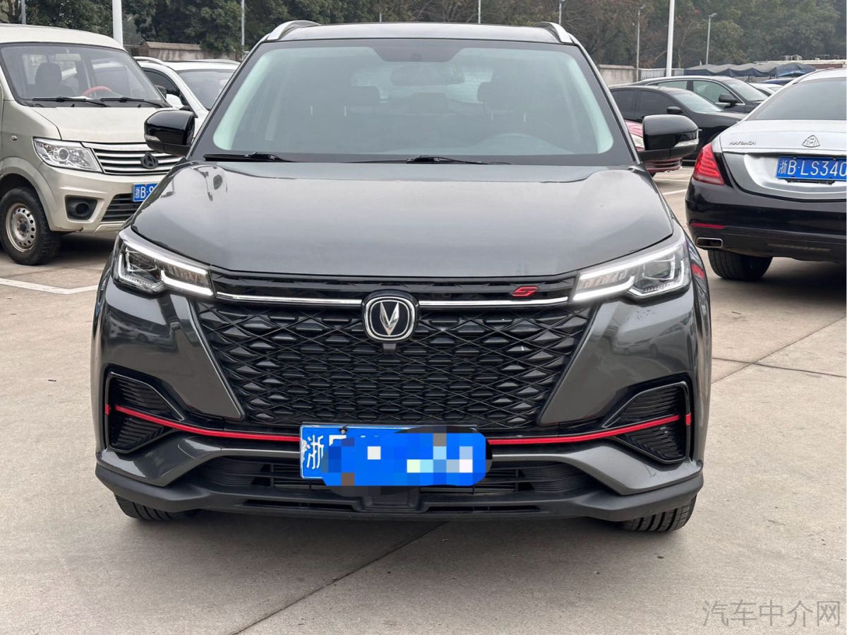 长安CS55 PLUS 2021款 1.5T 自动 蓝鲸版尊贵型 价格0万 