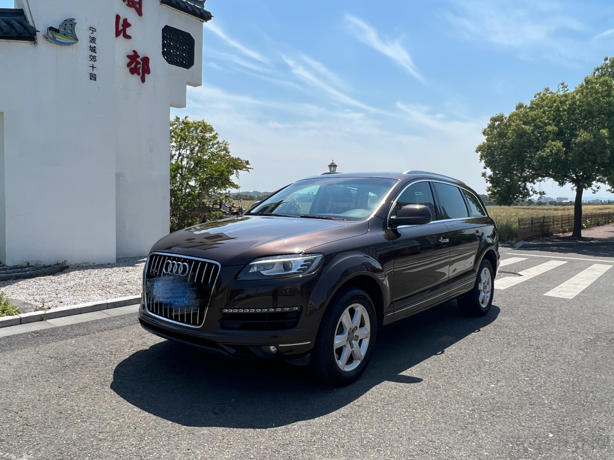 奥迪Q7 [进口] 2011款 3.0T 自动 进取型价格0万
