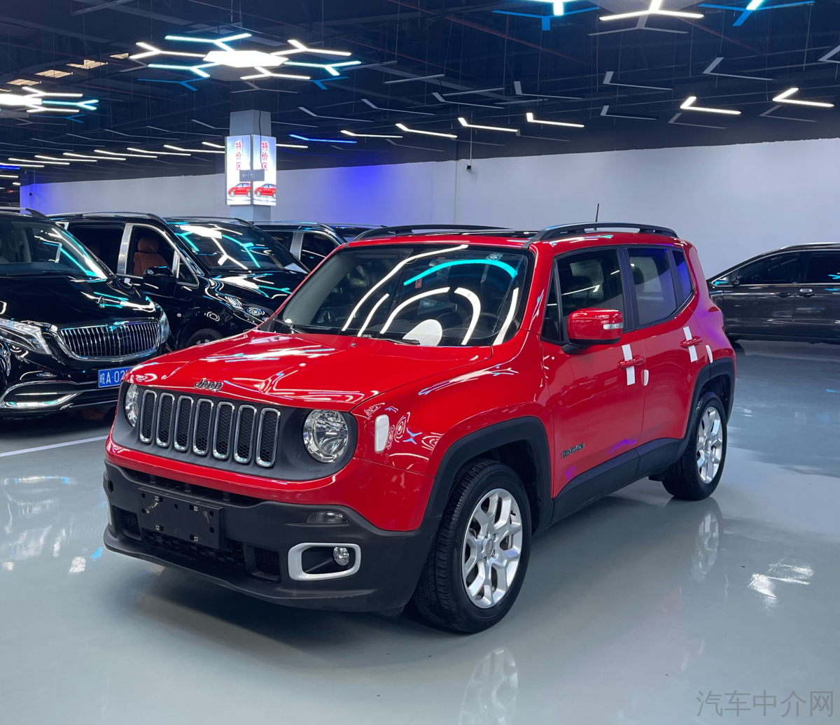 吉普自由侠 2018款 1.4T 自动 180T互联网大屏高能版 价格0万