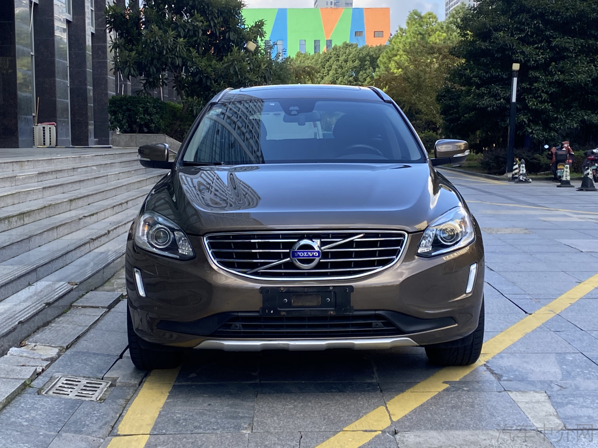 沃尔沃XC60 T5 2016款 2.0T 自动 智远版 价格0万 