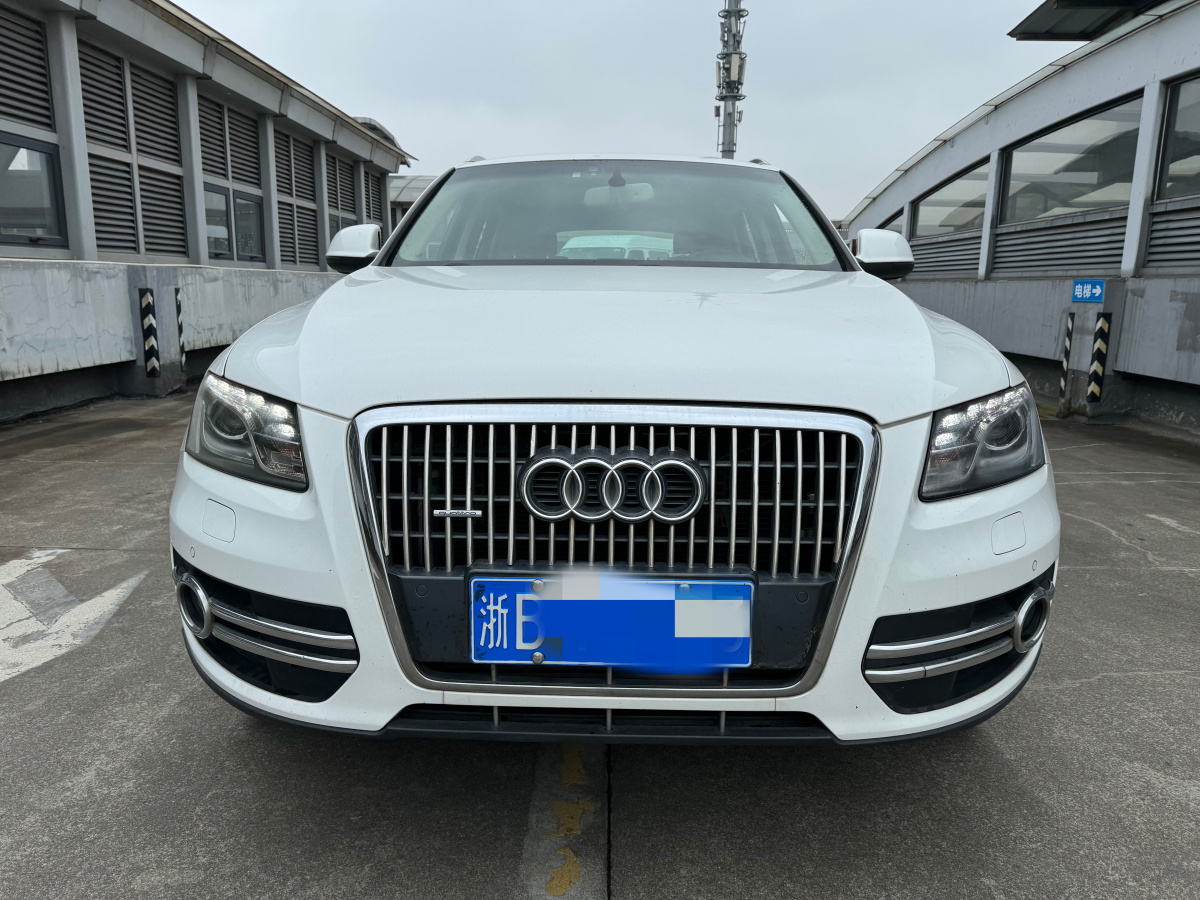 奥迪Q5 2012款 2.0T 自动 四驱 汽油 舒适型 价格0万 