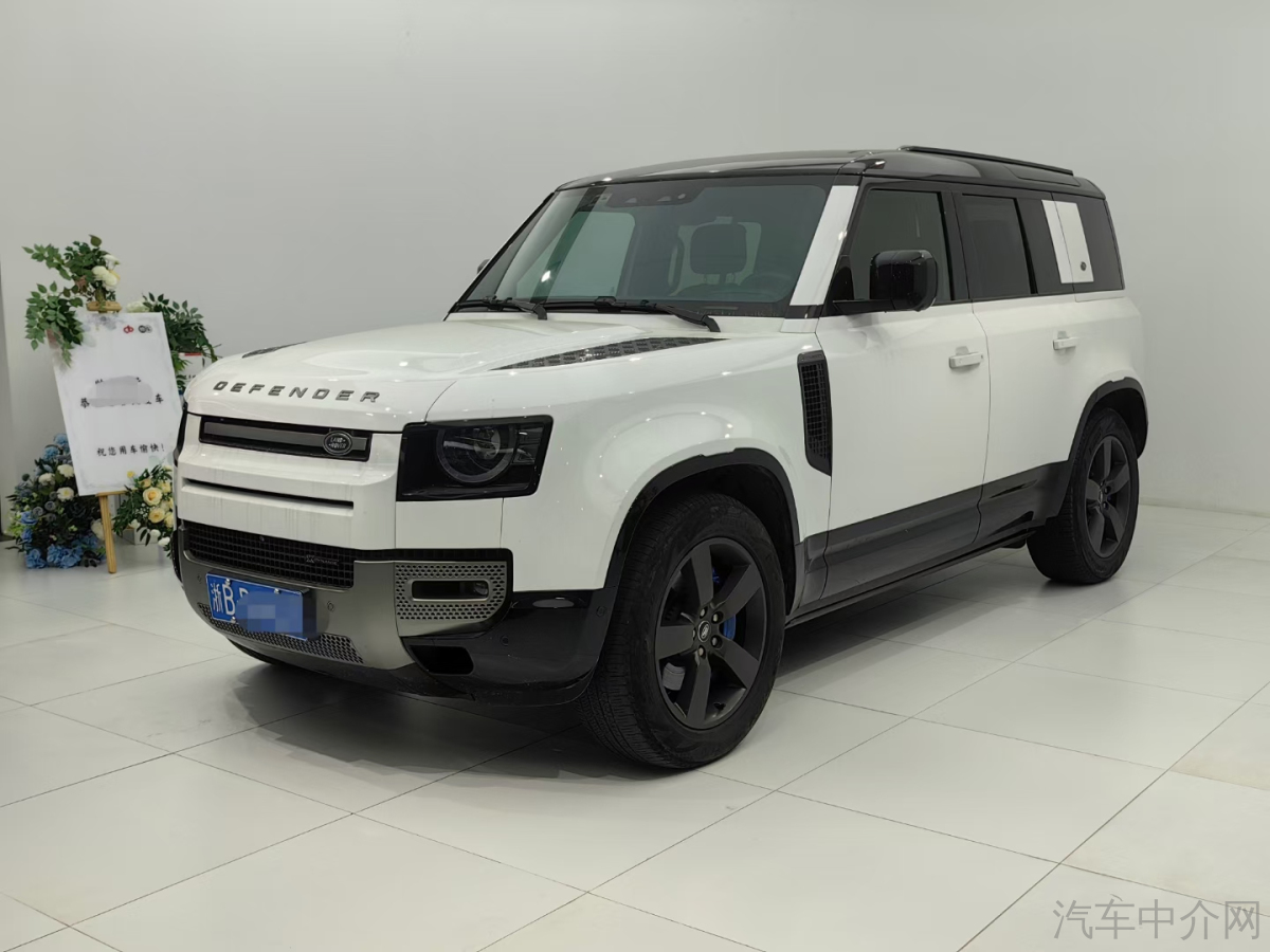 路虎卫士 [进口] 2023款 3.0T 自动 四驱 汽油 四门P400二手车 二手SE欧规版平行进口价格0万