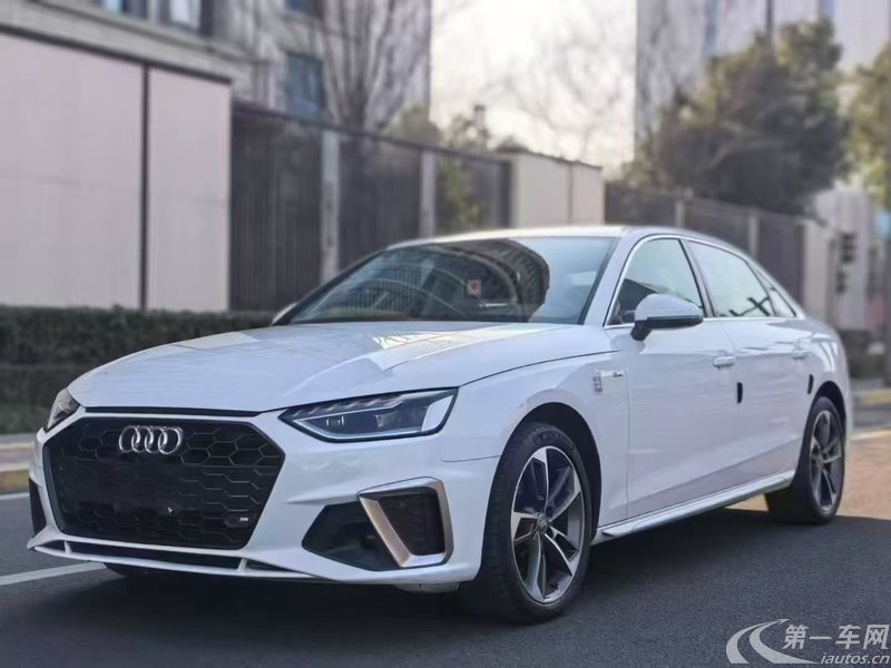 奥迪A4L 2020款 2.0T 自动 时尚动感型 (国Ⅵ) 