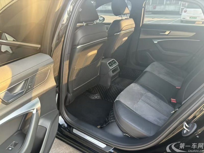 奥迪A6L 40TFSI 2021款 2.0T 自动 豪华致雅型 (国Ⅵ) 