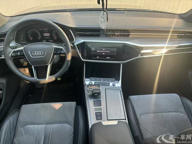 奥迪A6L 40TFSI 2021款 2.0T 自动 豪华致雅型 (国Ⅵ) 