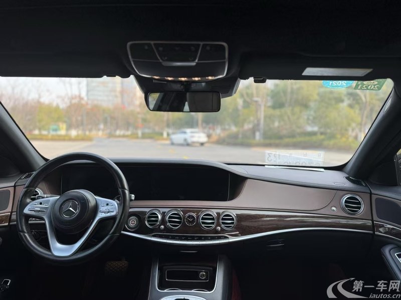 奔驰S级 S320 [进口] 2017款 3.0T 自动 汽油 商务型升级加长版 
