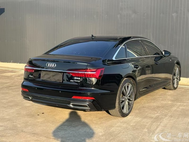 奥迪A6L 40TFSI 2021款 2.0T 自动 豪华致雅型 (国Ⅵ) 