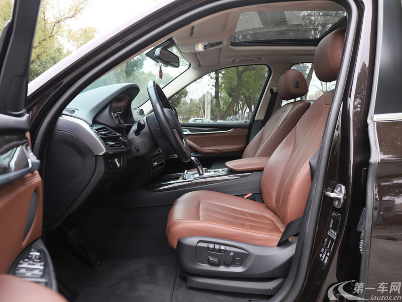 宝马X5 35i 2015款 3.0T 自动 四驱 美规版平行进口 