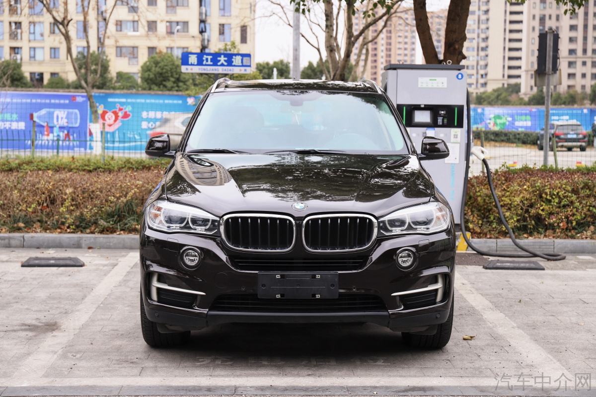 宝马X5 [进口] 2015款 3.0T 自动 四驱 汽油 美规版平行进口价格0万 