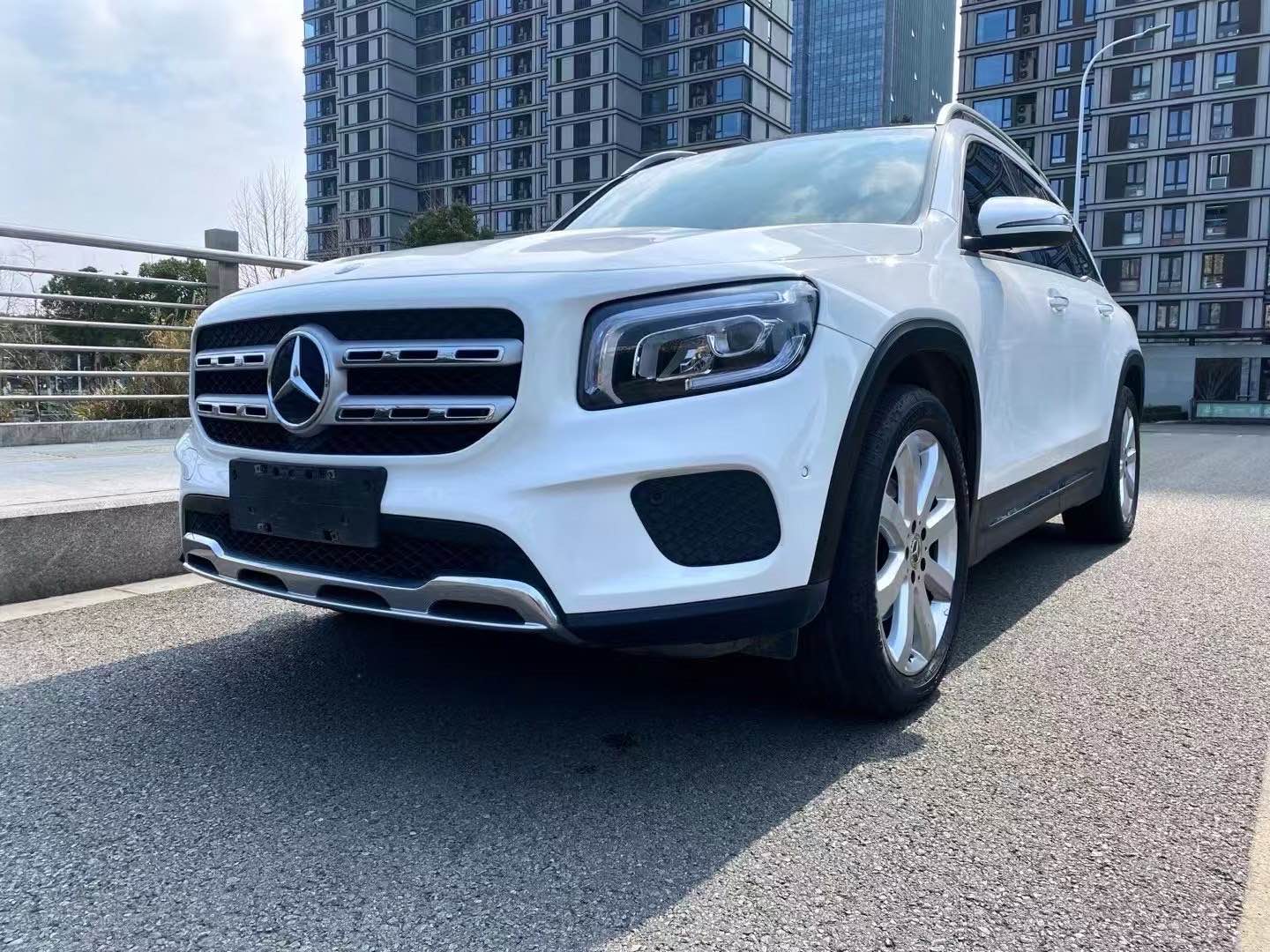 奔驰GLB GLB200 2020款 1.3T 自动 时尚型 价格0万