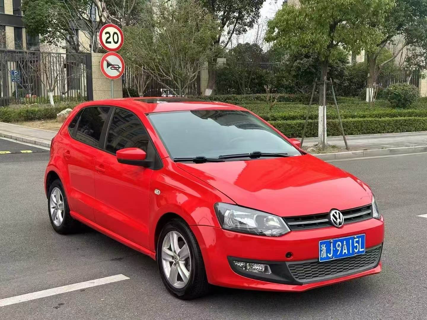 大众POLO 2011款 1.6L 自动 5门5座两厢车 致酷版 价格0万 
